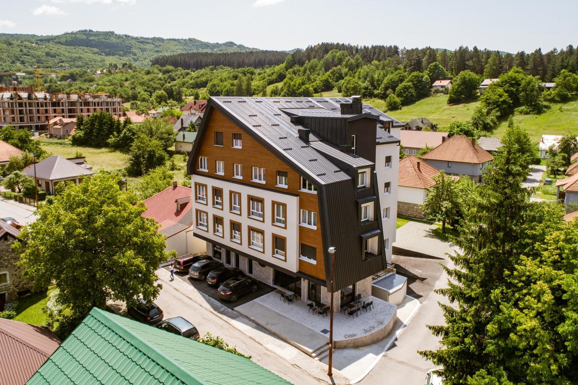 Modern Mountain Ii Appartement
